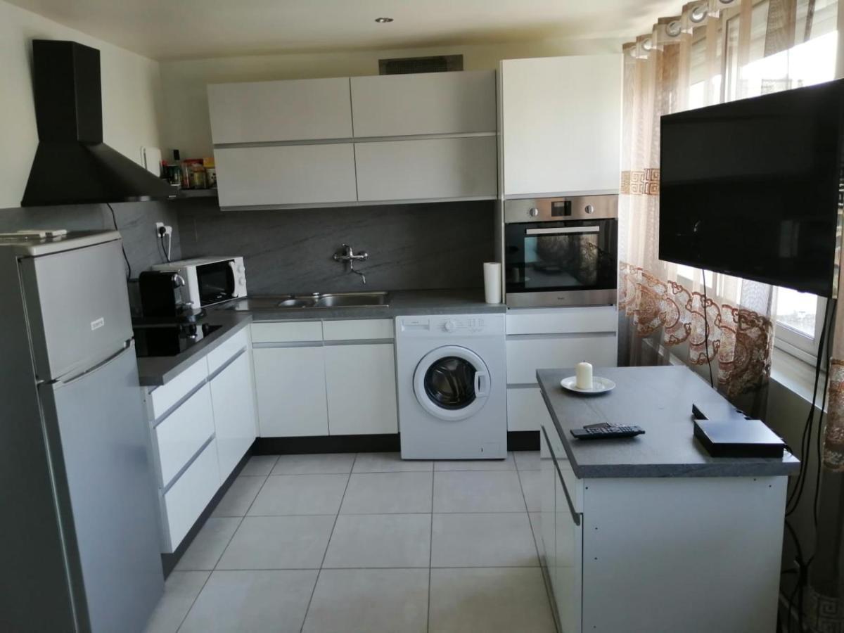 Location D'Appartement Entierement Meuble Pres De Geneve Annemasse Buitenkant foto